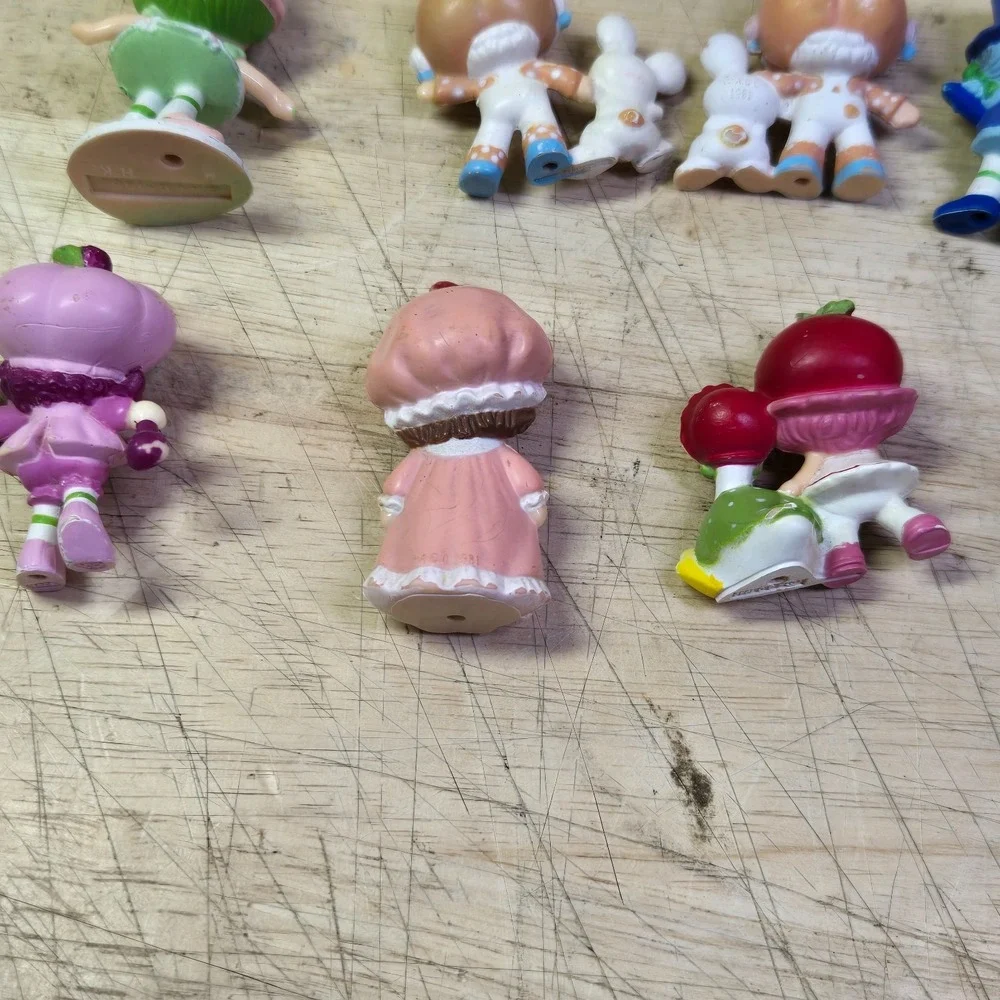 Strawberry Shortcake PVC Figures Lot of 11 Vintage 1980s Kenner Dolls Mini Toys